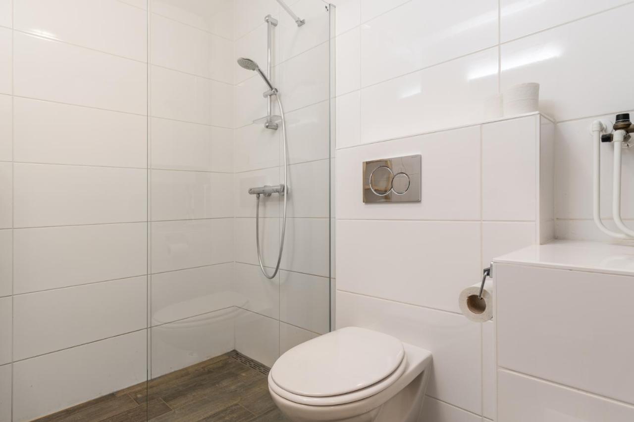 De Bornrif Apartment Hollum  Bagian luar foto